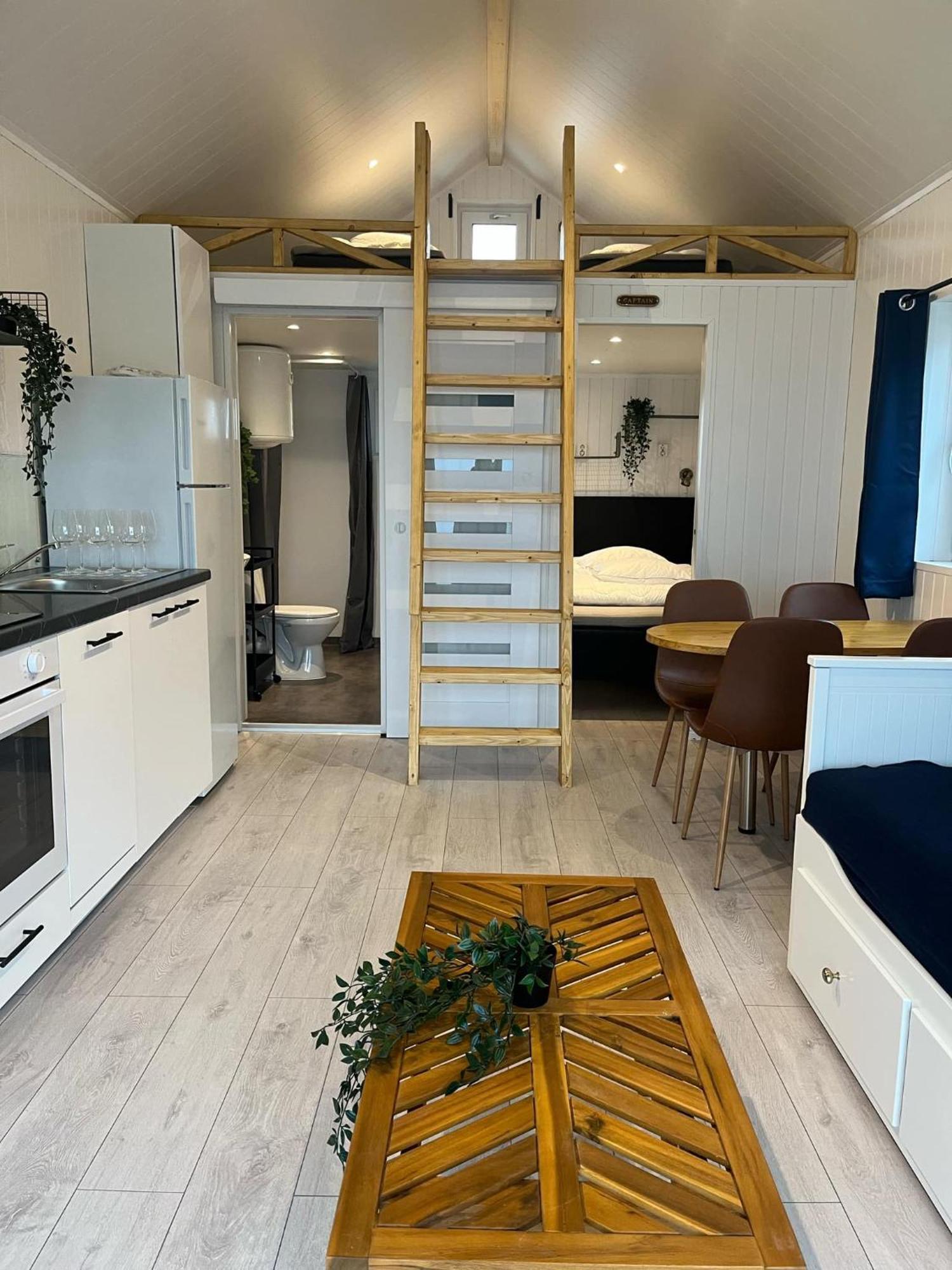 Kristinehamn Herrgardscamping & Stugor 외부 사진